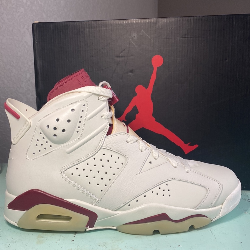 Air Jordan Retro 6 Dead Stock